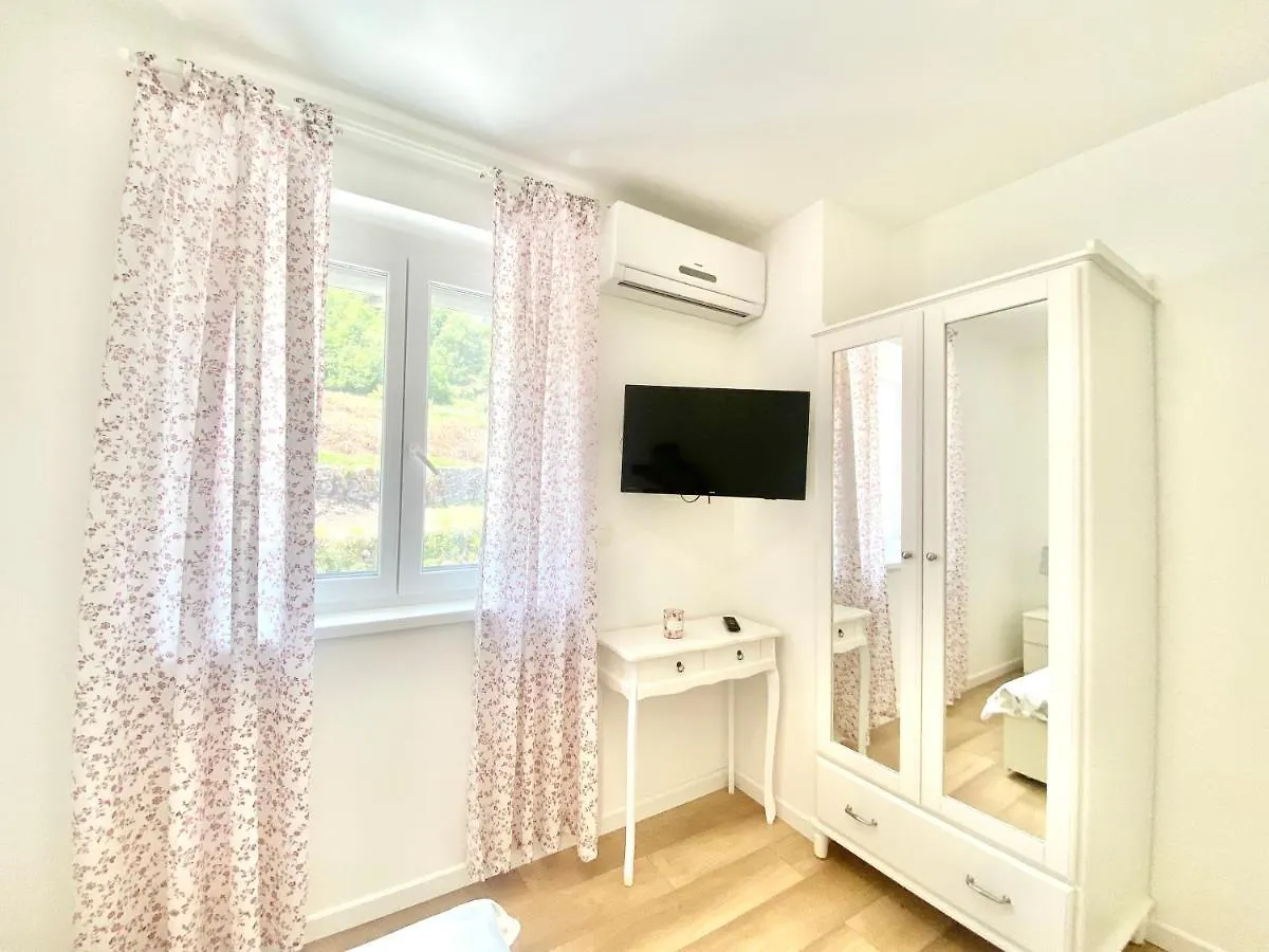 Villa Marta Opatija 0*,  Kroatien